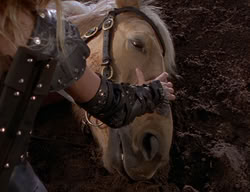 extant_XenaWarriorPrincess_2x07-IntimateStranger_1798