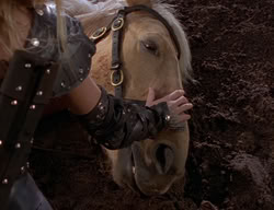 extant_XenaWarriorPrincess_2x07-IntimateStranger_1799