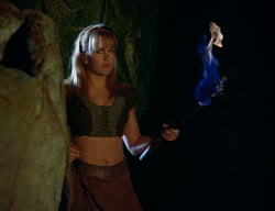 extant_XenaWarriorPrincess_2x08-TenLittleWarlords_1921