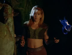extant_XenaWarriorPrincess_2x08-TenLittleWarlords_1922