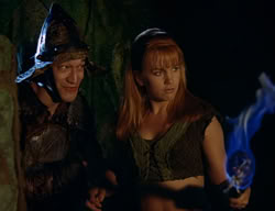 extant_XenaWarriorPrincess_2x08-TenLittleWarlords_1924