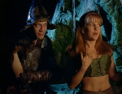 extant_XenaWarriorPrincess_2x08-TenLittleWarlords_1932