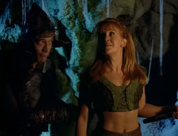 extant_XenaWarriorPrincess_2x08-TenLittleWarlords_1935