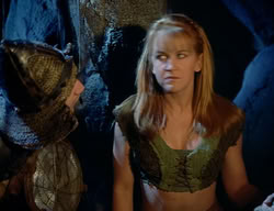 extant_XenaWarriorPrincess_2x08-TenLittleWarlords_1948