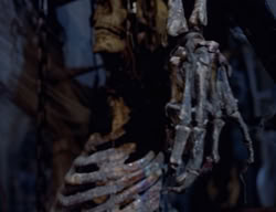 extant_XenaWarriorPrincess_2x08-TenLittleWarlords_2591