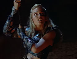 extant_XenaWarriorPrincess_2x08-TenLittleWarlords_2763