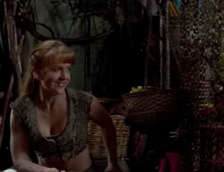extant_XenaWarriorPrincess_2x09-ASolsticeCarol_0232