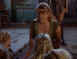 extant_XenaWarriorPrincess_2x09-ASolsticeCarol_0556