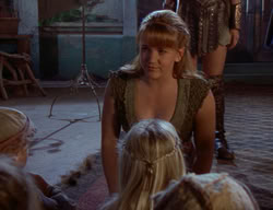 extant_XenaWarriorPrincess_2x09-ASolsticeCarol_0557