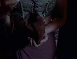 extant_XenaWarriorPrincess_2x09-ASolsticeCarol_0638