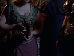extant_XenaWarriorPrincess_2x09-ASolsticeCarol_0640