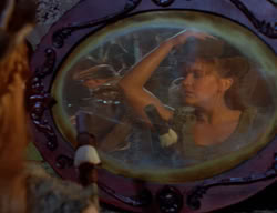 extant_XenaWarriorPrincess_2x09-ASolsticeCarol_0705