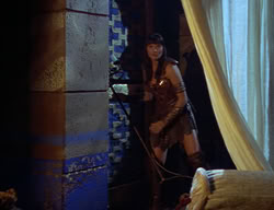 extant_XenaWarriorPrincess_2x09-ASolsticeCarol_0811
