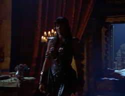 extant_XenaWarriorPrincess_2x09-ASolsticeCarol_0839