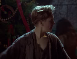 extant_XenaWarriorPrincess_2x09-ASolsticeCarol_1107