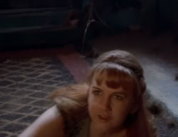 extant_XenaWarriorPrincess_2x09-ASolsticeCarol_1133
