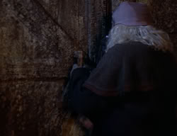 extant_XenaWarriorPrincess_2x09-ASolsticeCarol_1983