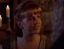 extant_XenaWarriorPrincess_2x09-ASolsticeCarol_2204