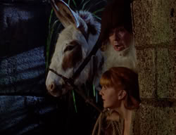 extant_XenaWarriorPrincess_2x09-ASolsticeCarol_2352
