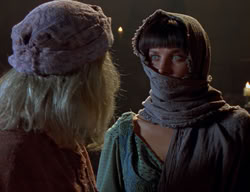 extant_XenaWarriorPrincess_2x09-ASolsticeCarol_2515
