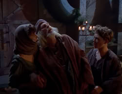 extant_XenaWarriorPrincess_2x09-ASolsticeCarol_2595