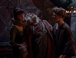 extant_XenaWarriorPrincess_2x09-ASolsticeCarol_2600