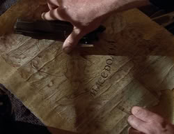 extant_XenaWarriorPrincess_2x10-TheXenaScrolls_0003