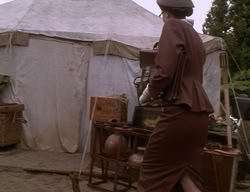 extant_XenaWarriorPrincess_2x10-TheXenaScrolls_0070