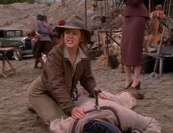 extant_XenaWarriorPrincess_2x10-TheXenaScrolls_0434