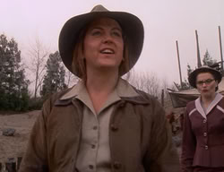extant_XenaWarriorPrincess_2x10-TheXenaScrolls_0474