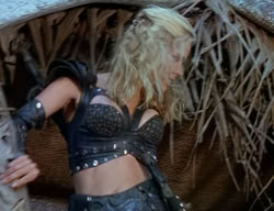 extant_XenaWarriorPrincess_2x10-TheXenaScrolls_0514