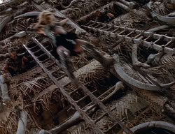 extant_XenaWarriorPrincess_2x10-TheXenaScrolls_0519