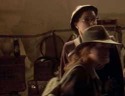 extant_XenaWarriorPrincess_2x10-TheXenaScrolls_0767