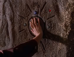 extant_XenaWarriorPrincess_2x10-TheXenaScrolls_1082