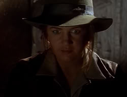 extant_XenaWarriorPrincess_2x10-TheXenaScrolls_1819