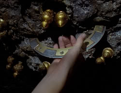 extant_XenaWarriorPrincess_2x10-TheXenaScrolls_1837
