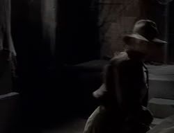 extant_XenaWarriorPrincess_2x10-TheXenaScrolls_1960