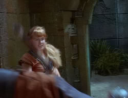 extant_XenaWarriorPrincess_2x10-TheXenaScrolls_2407