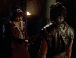 extant_XenaWarriorPrincess_2x10-TheXenaScrolls_2649
