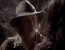 extant_XenaWarriorPrincess_2x10-TheXenaScrolls_2847