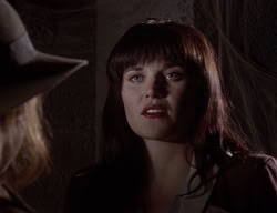 extant_XenaWarriorPrincess_2x10-TheXenaScrolls_2906