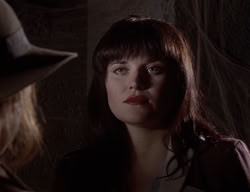 extant_XenaWarriorPrincess_2x10-TheXenaScrolls_2907