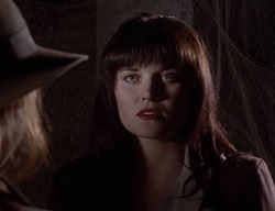 extant_XenaWarriorPrincess_2x10-TheXenaScrolls_2910