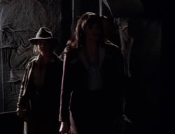 extant_XenaWarriorPrincess_2x10-TheXenaScrolls_2957