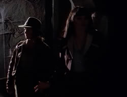 extant_XenaWarriorPrincess_2x10-TheXenaScrolls_2959
