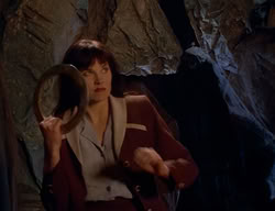extant_XenaWarriorPrincess_2x10-TheXenaScrolls_3085