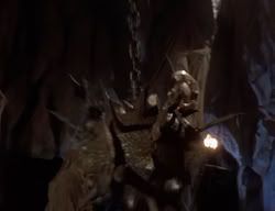 extant_XenaWarriorPrincess_2x10-TheXenaScrolls_3097