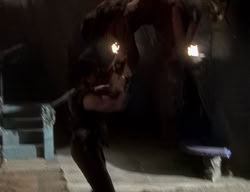 extant_XenaWarriorPrincess_2x10-TheXenaScrolls_3141
