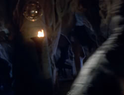 extant_XenaWarriorPrincess_2x10-TheXenaScrolls_3151