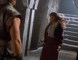 extant_XenaWarriorPrincess_2x10-TheXenaScrolls_3156